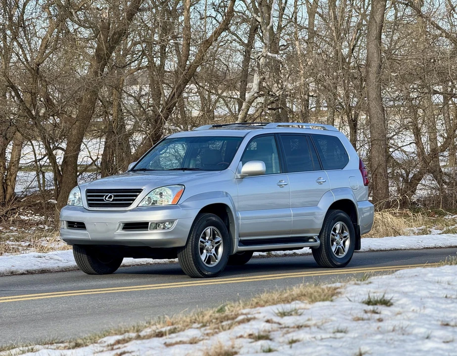 2009 Lexus GX 1st Gen - Image 3 of 31