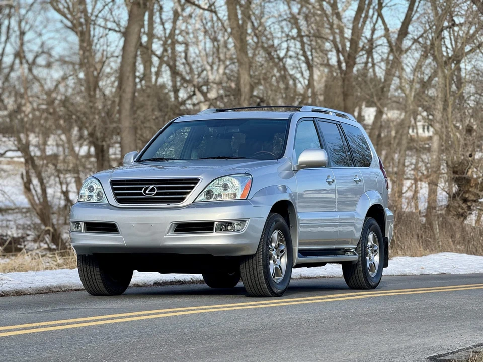 2009 Lexus GX 1st Gen - Image 4 of 31