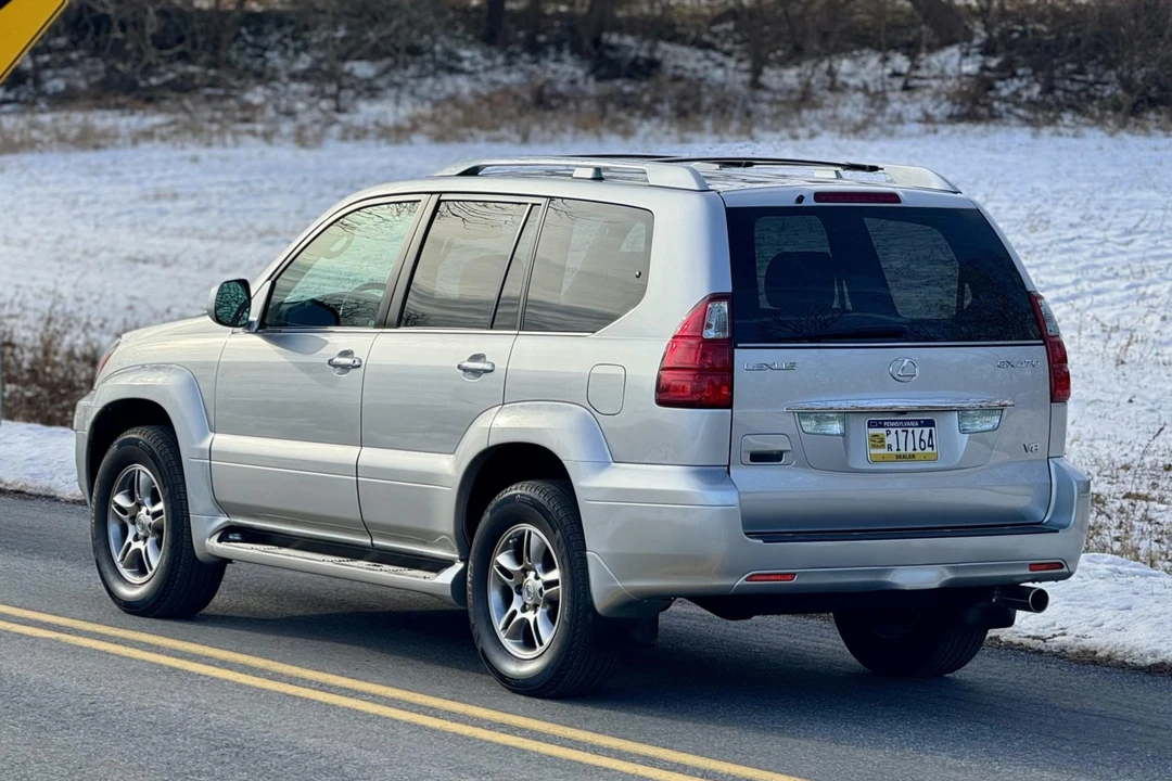 2009 Lexus GX 1st Gen - Image 18 of 31