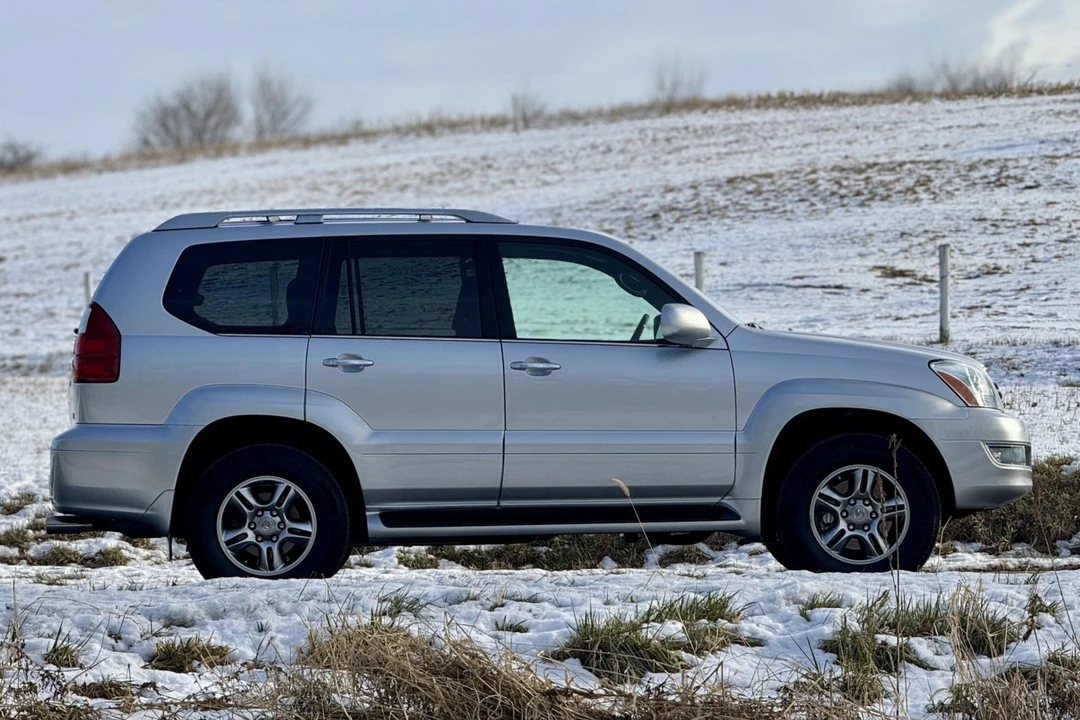 2009 Lexus GX 1st Gen - Image 12 of 31