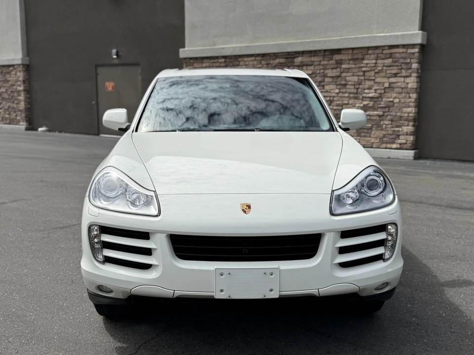 2009 Porsche 955/957 Cayenne - Image 2 of 31