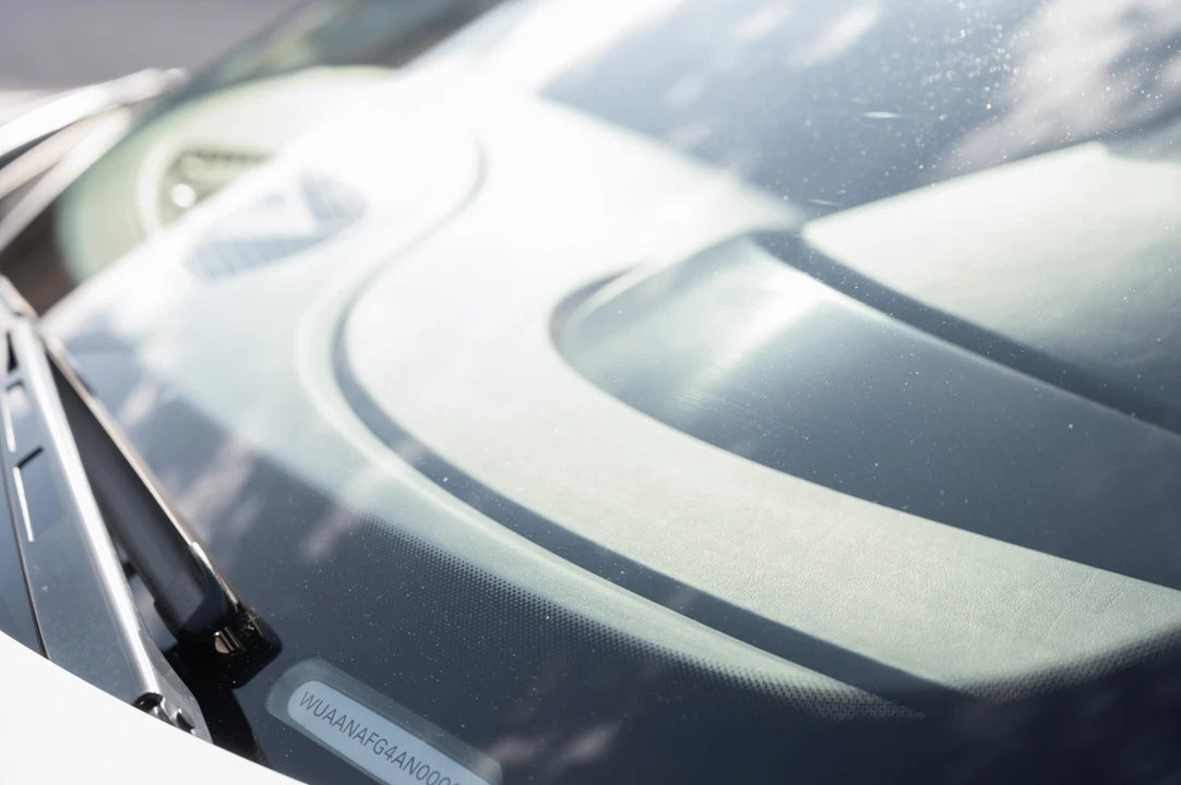 2010 Audi 42 R8 - Image 27 of 31