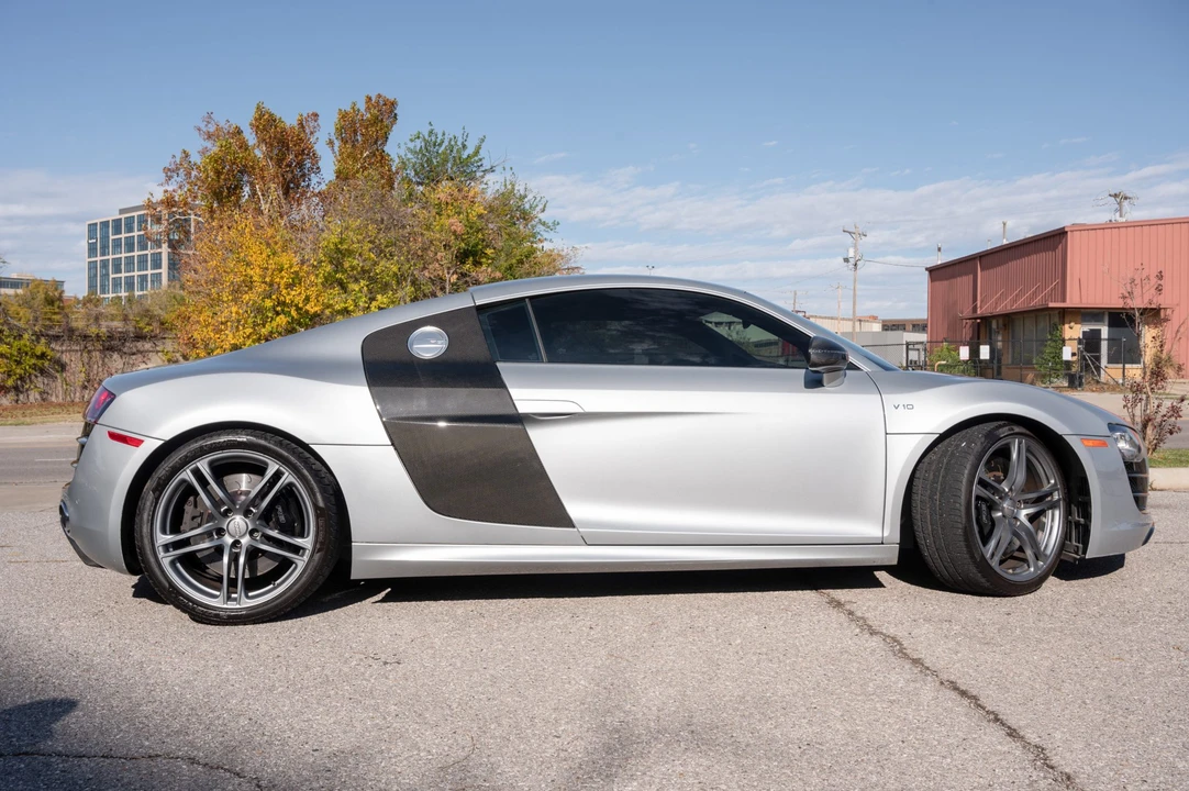 2010 Audi 42 R8 - Image 11 of 31