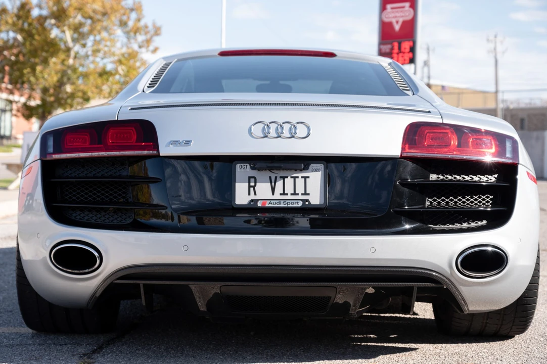 2010 Audi 42 R8 - Image 9 of 31
