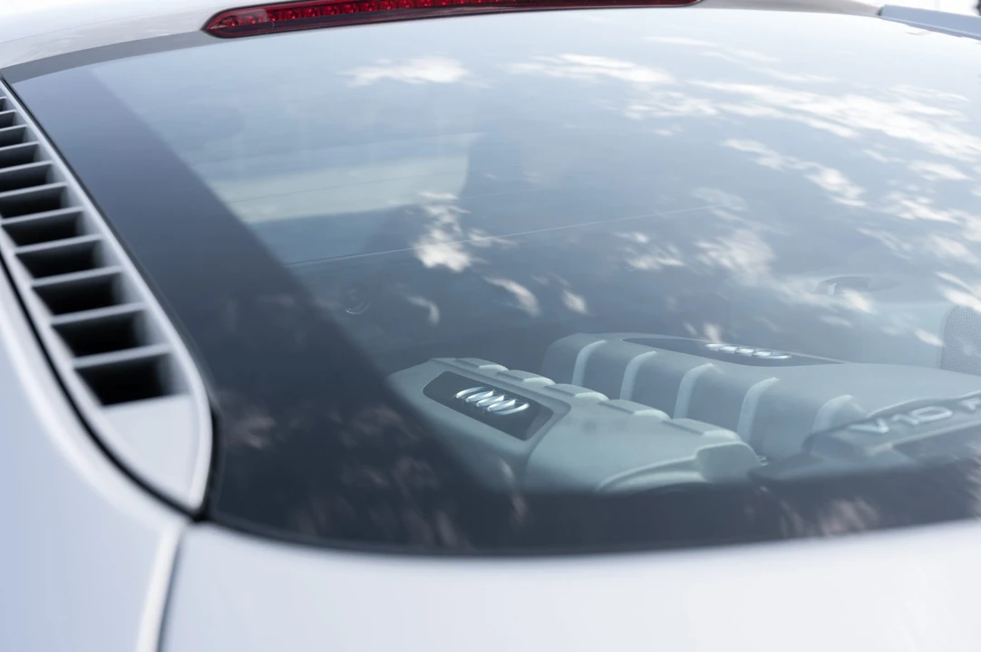 2010 Audi 42 R8 - Image 30 of 31