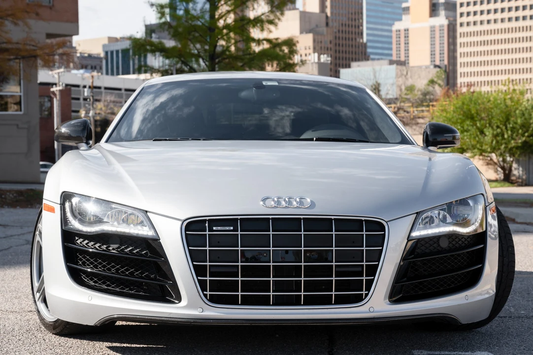 2010 Audi 42 R8 - Image 21 of 31