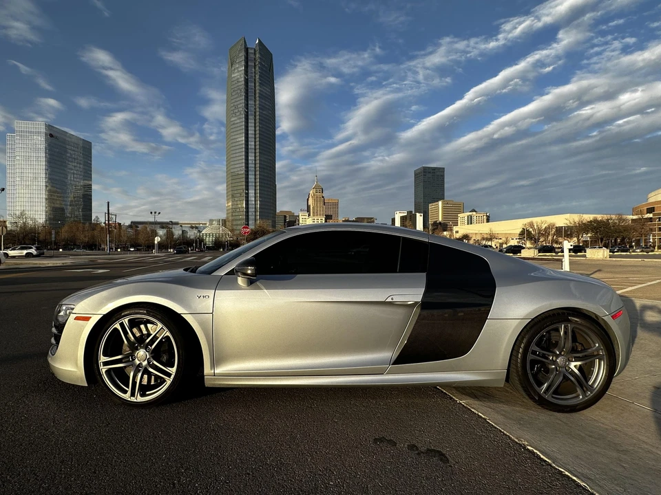 2010 Audi 42 R8 - Image 10 of 31