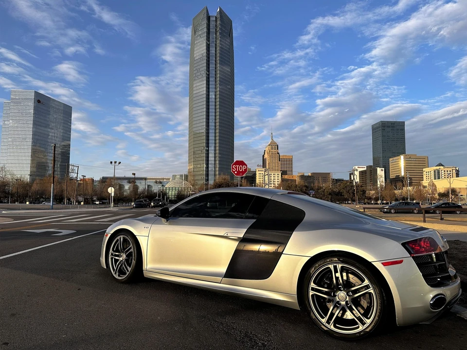 2010 Audi 42 R8 - Image 12 of 31