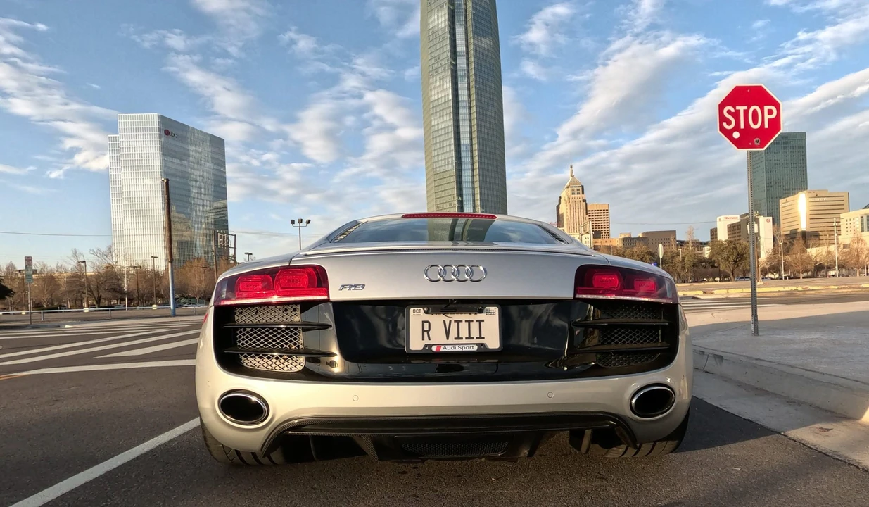 2010 Audi 42 R8 - Image 14 of 31