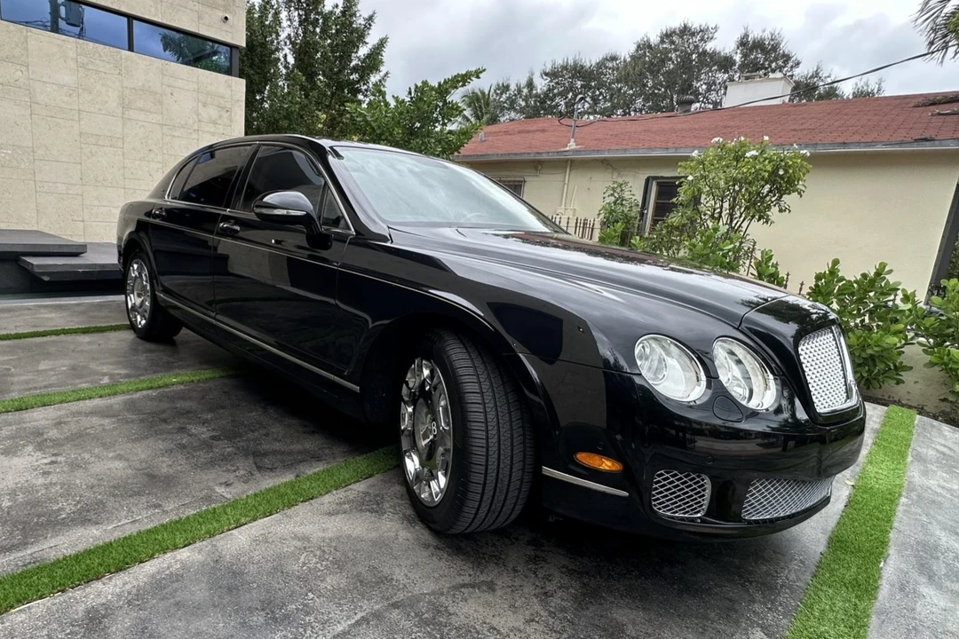 2010 Bentley Continental Flying Spur - Image 2 of 31