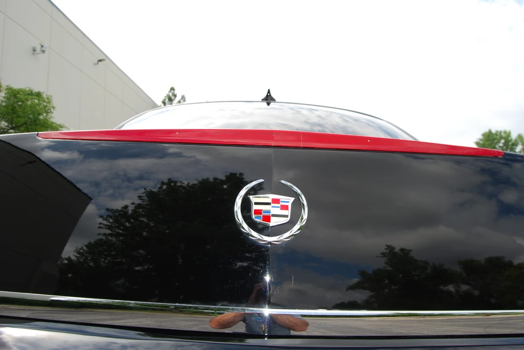 2010 Cadillac DTS - Image 30 of 31