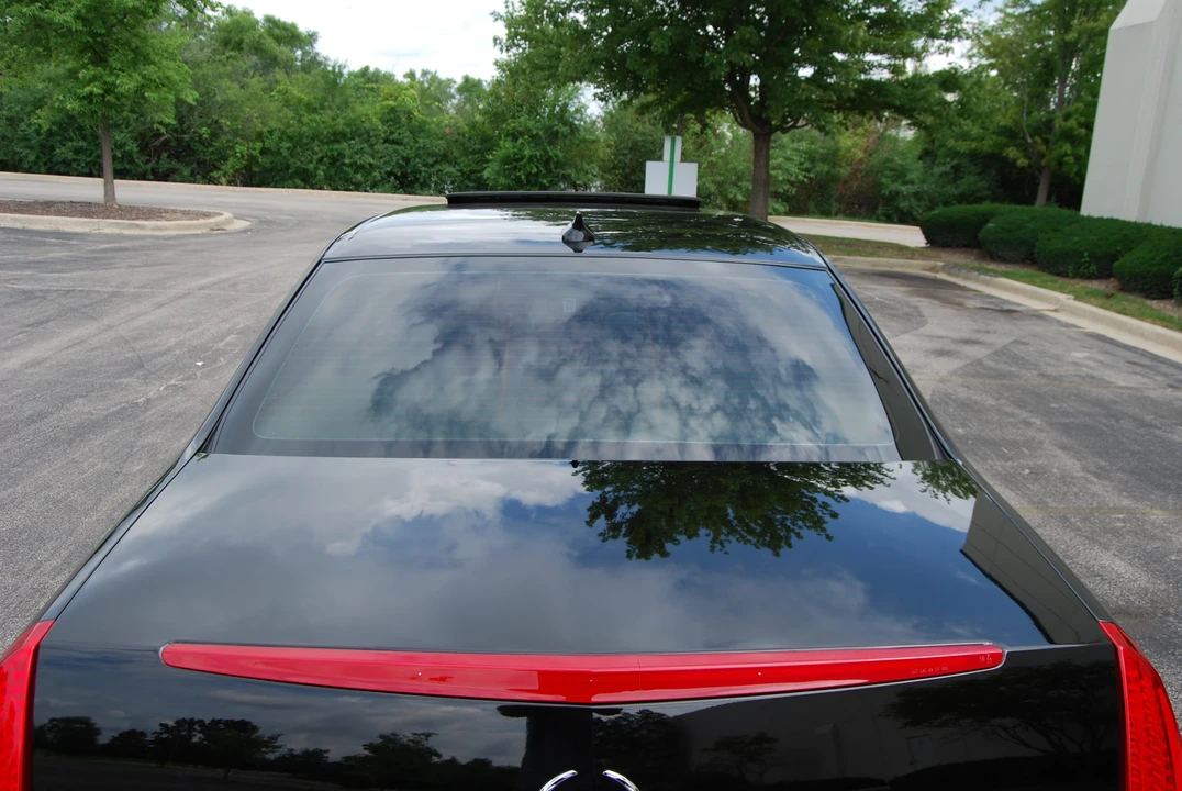 2010 Cadillac DTS - Image 29 of 31