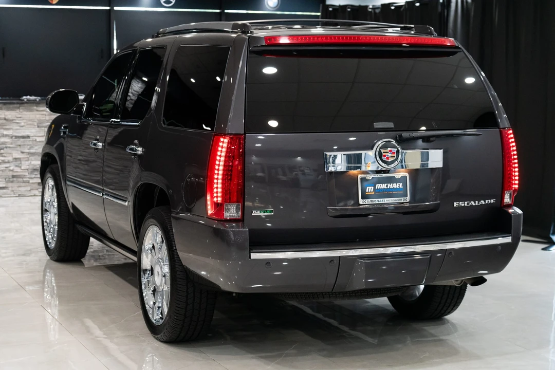 2010 Cadillac Escalade & EXT 3rd Gen - Image 25 of 31
