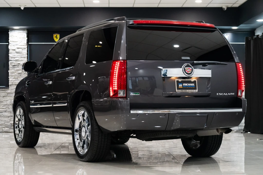 2010 Cadillac Escalade & EXT 3rd Gen - Image 26 of 31