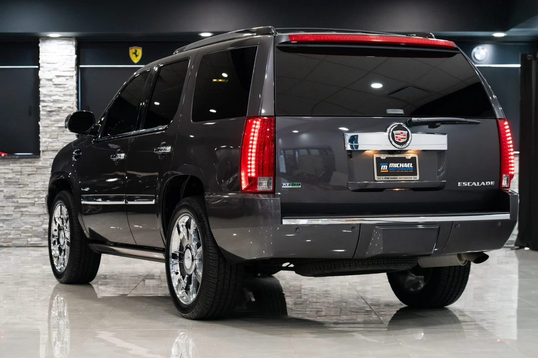 2010 Cadillac Escalade & EXT 3rd Gen - Image 22 of 31