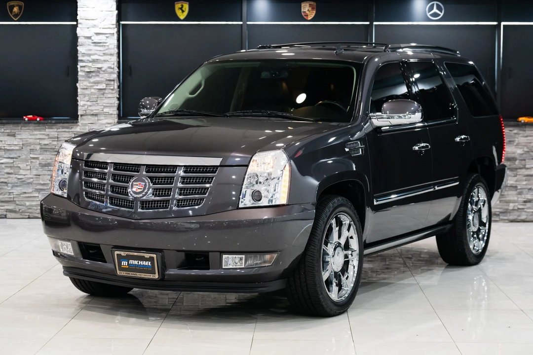 2010 Cadillac Escalade & EXT 3rd Gen - Image 5 of 31