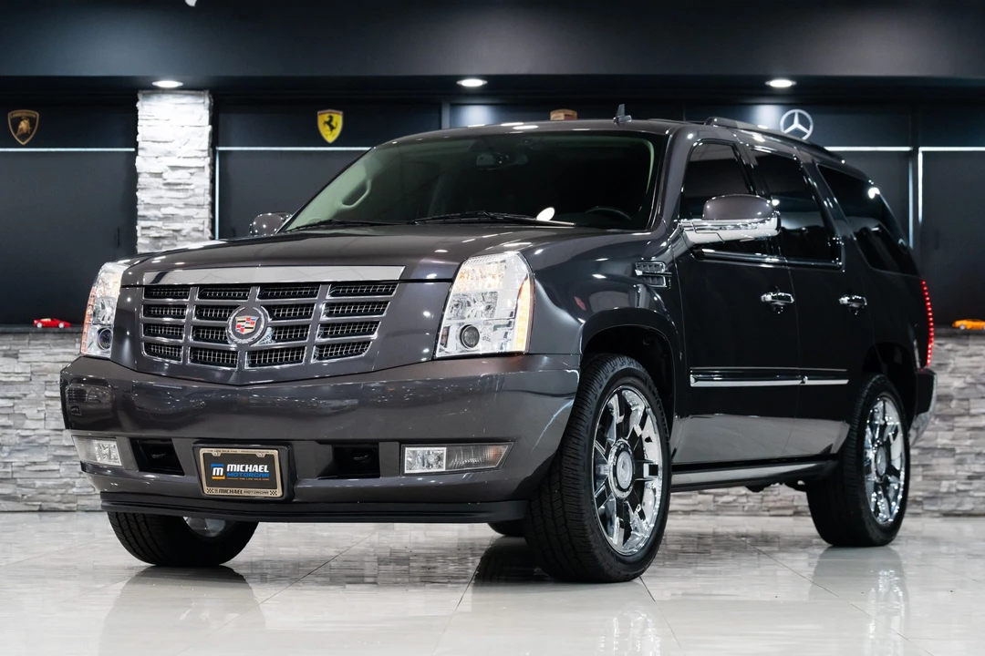 2010 Cadillac Escalade & EXT 3rd Gen - Image 7 of 31