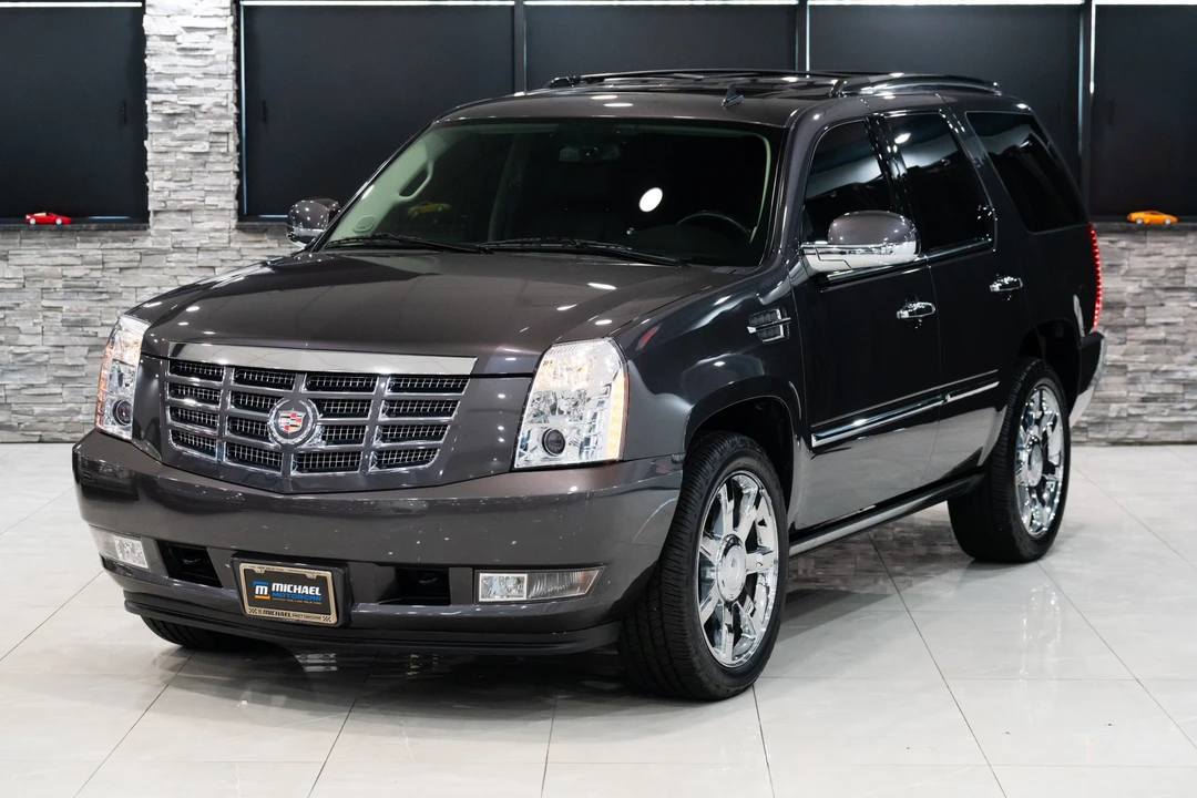 2010 Cadillac Escalade & EXT 3rd Gen - Image 9 of 31