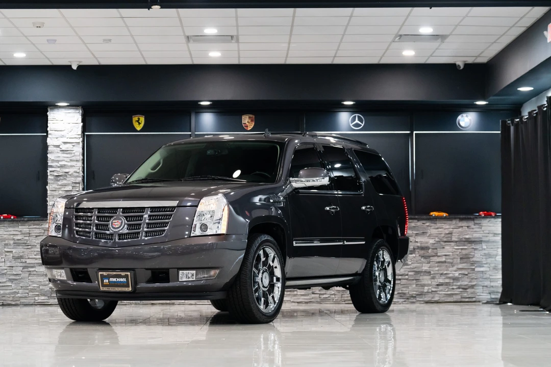 2010 Cadillac Escalade & EXT 3rd Gen - Image 13 of 31