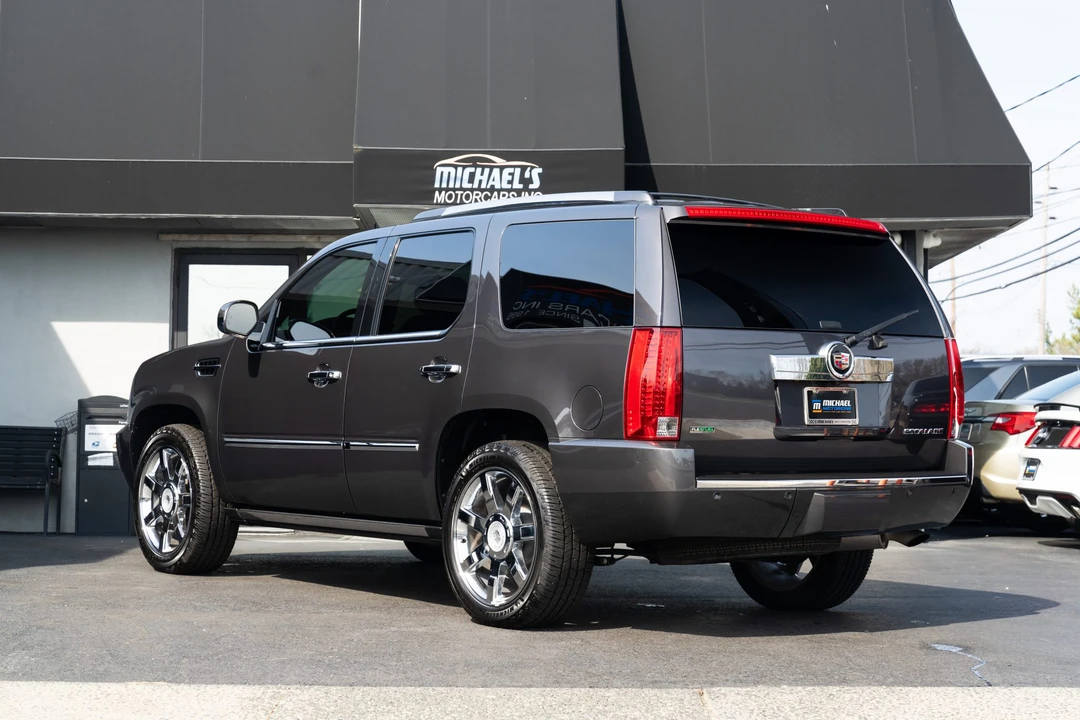 2010 Cadillac Escalade & EXT 3rd Gen - Image 18 of 31