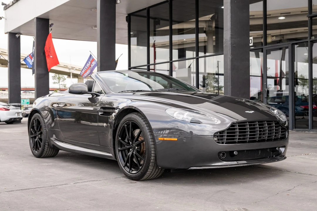 2011 Aston Martin V8 Vantage (2006-2017) - Image 1 of 31