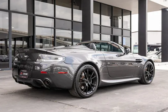 2011 Aston Martin V8 Vantage (2006-2017) - Image 4 of 31