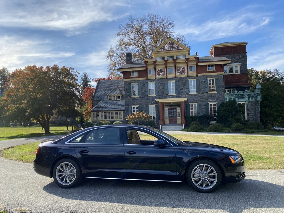2011 Audi D4 A8 - Image 24 of 31