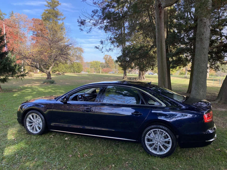 2011 Audi D4 A8 - Image 13 of 31