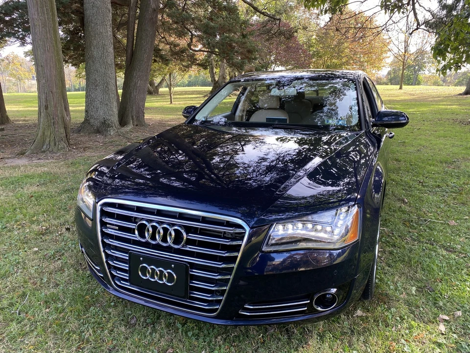 2011 Audi D4 A8 - Image 2 of 31