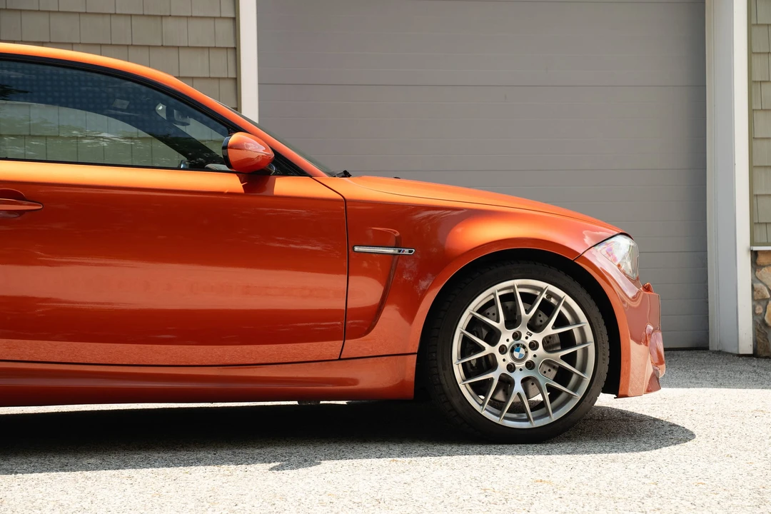 2011 BMW 1M - Image 23 of 31