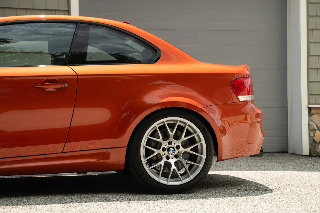 2011 BMW 1M - Image 21 of 31