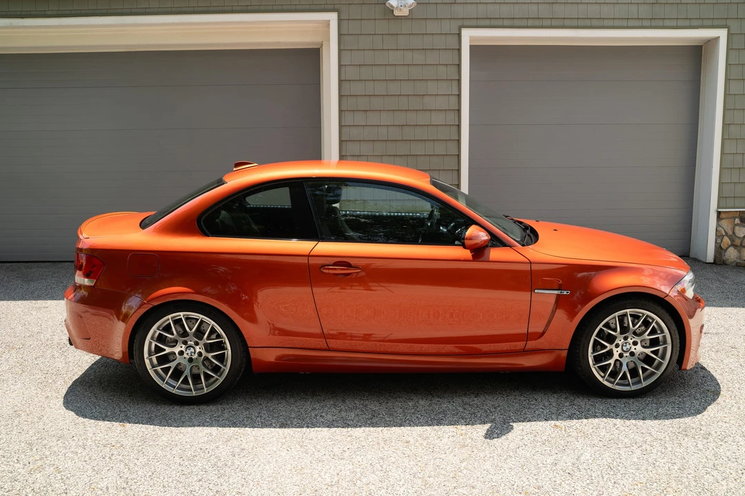 2011 BMW 1M - Image 8 of 31