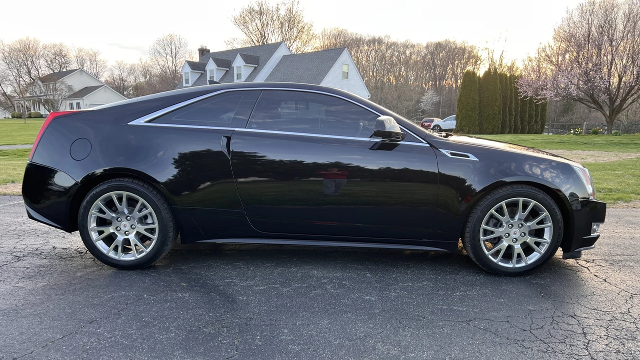 2011 Cadillac CTS 2nd Gen - Image 17 of 31