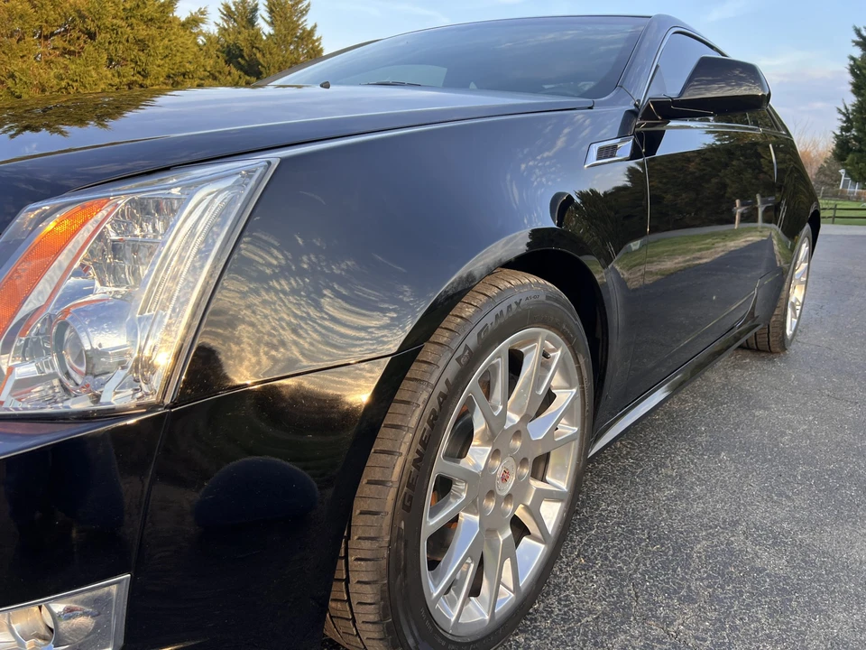 2011 Cadillac CTS 2nd Gen - Image 28 of 31