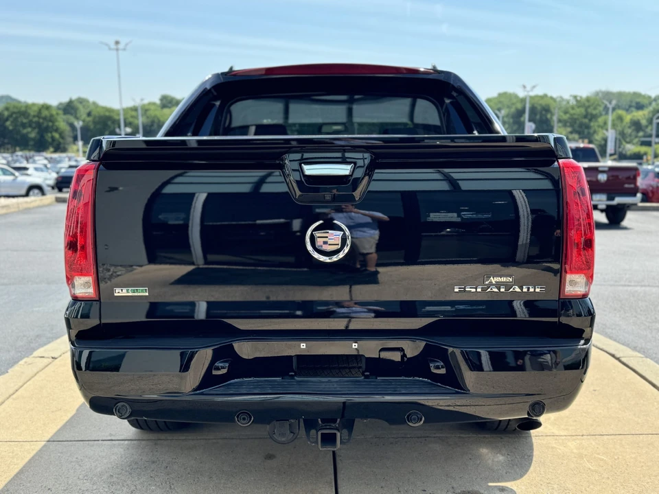 2011 Cadillac Escalade & EXT 3rd Gen - Image 14 of 31