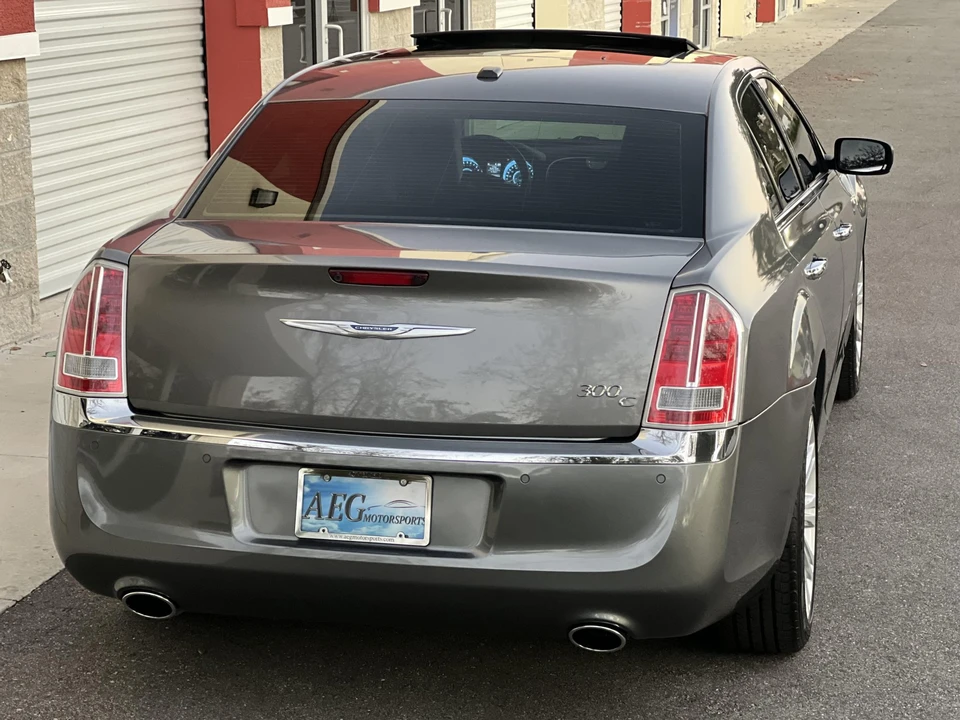 2011 Chrysler 300 (2005-2023) - Image 22 of 31