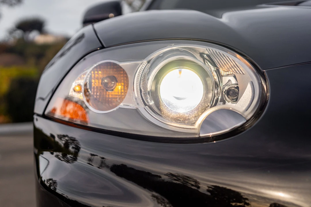 2011 Jaguar X150 XKR - Image 27 of 31