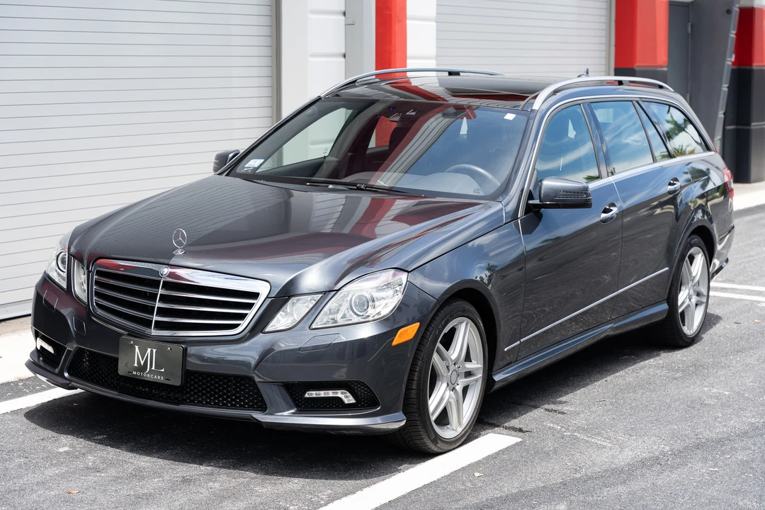 2011 Mercedes-Benz W212 E-Class - Image 4 of 31