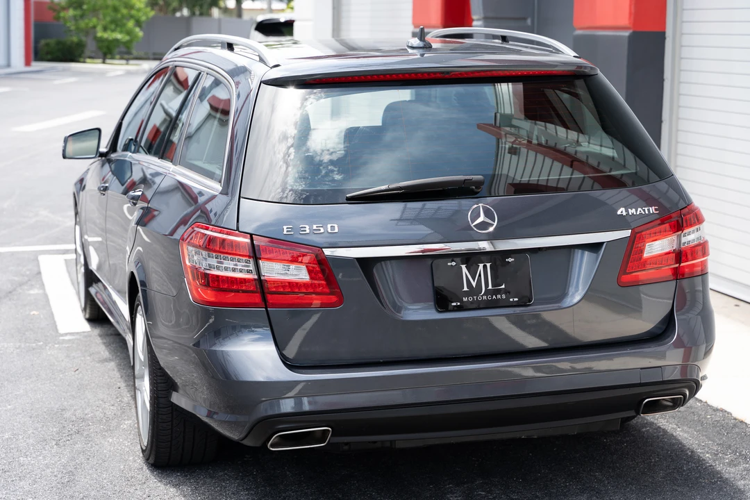 2011 Mercedes-Benz W212 E-Class - Image 12 of 31