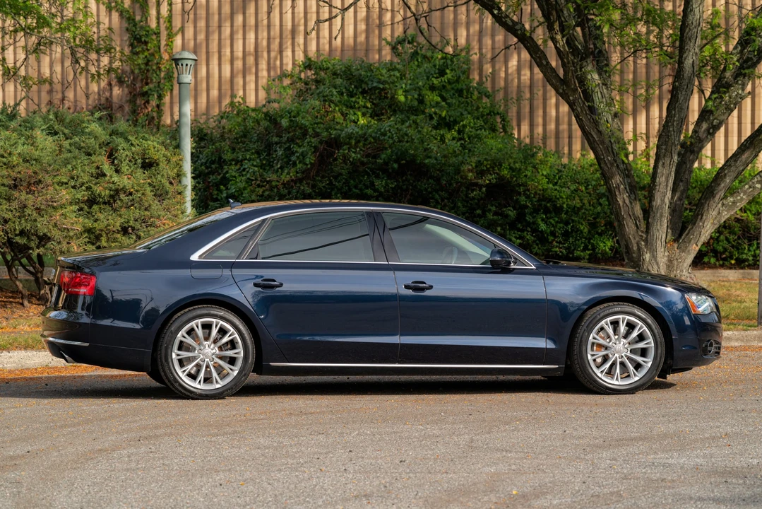 2012 Audi D4 A8 - Image 14 of 31