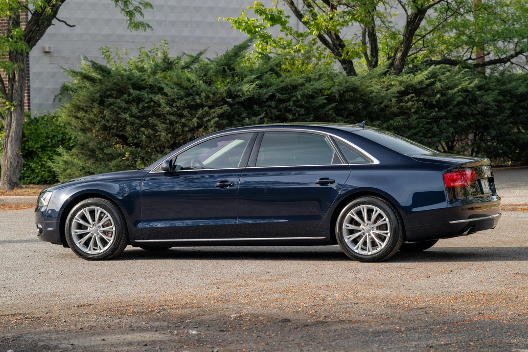 2012 Audi D4 A8 - Image 7 of 31