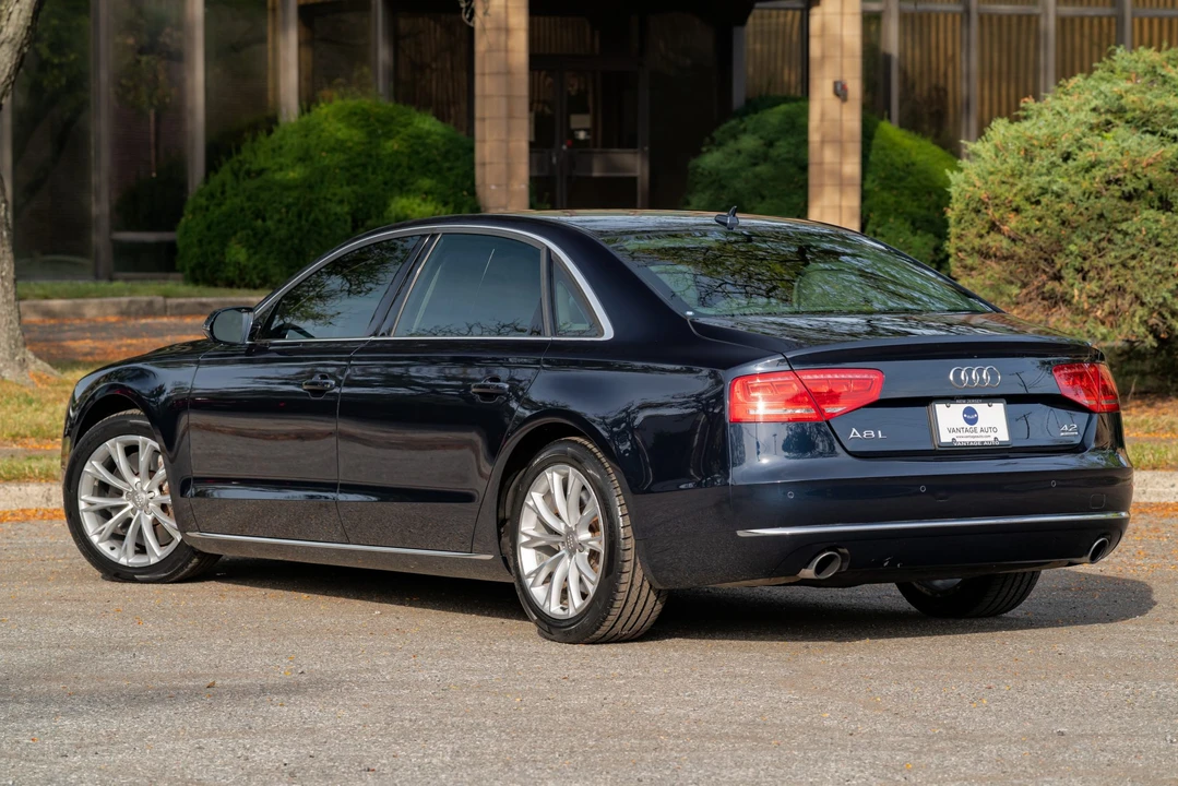 2012 Audi D4 A8 - Image 9 of 31