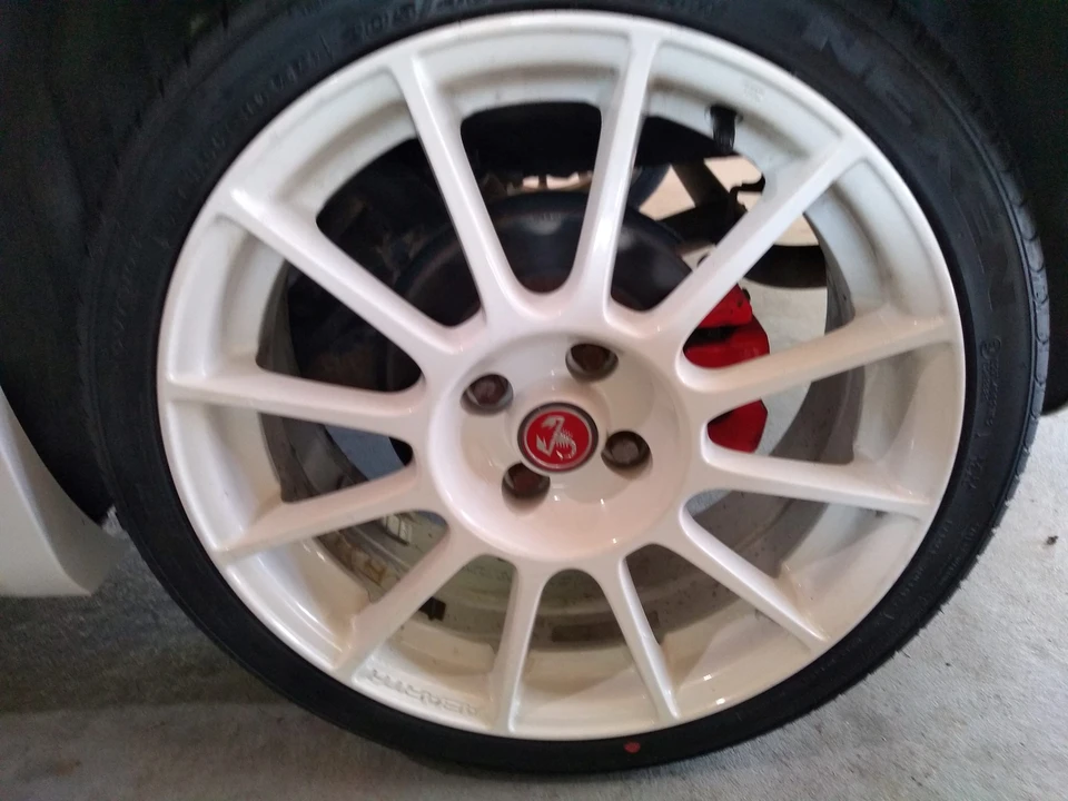 2012 Fiat Abarth 500 - Image 27 of 31