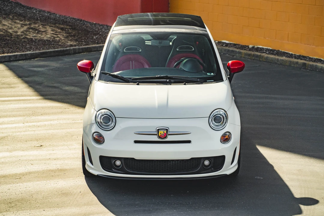 2012 Fiat Abarth 500 - Image 5 of 31