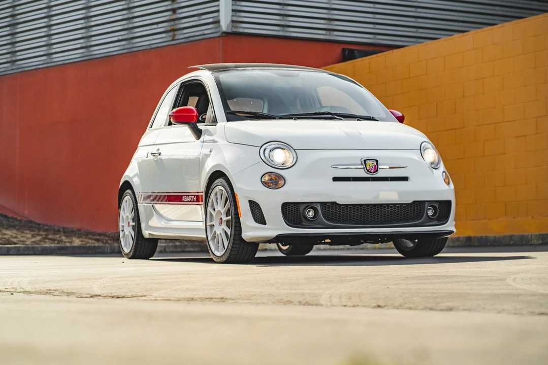 2012 Fiat Abarth 500 - Image 11 of 31