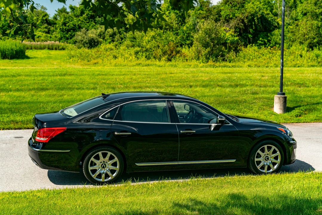 2012 Hyundai Equus - Image 20 of 31