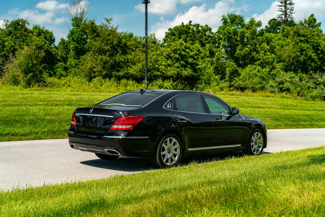 2012 Hyundai Equus - Image 24 of 31