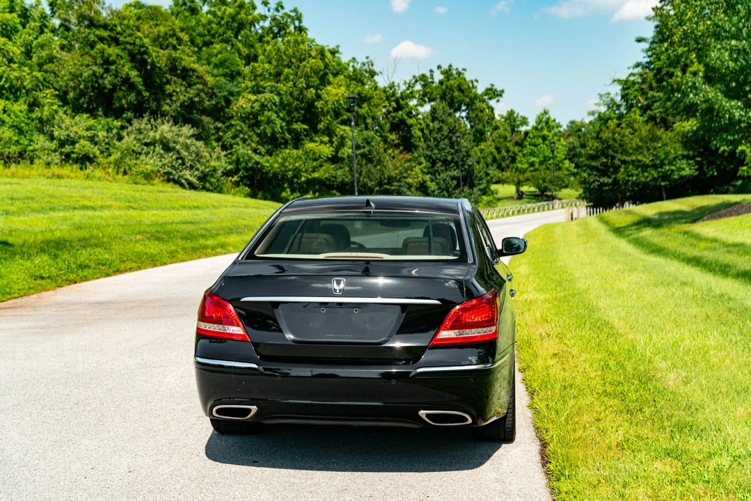 2012 Hyundai Equus - Image 29 of 31