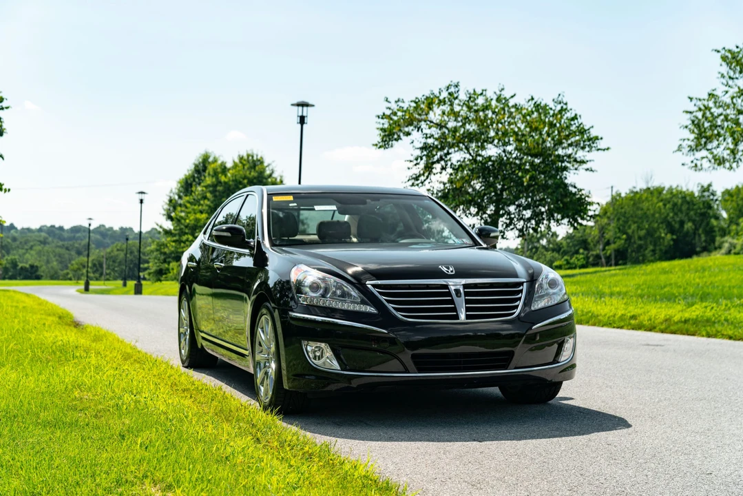 2012 Hyundai Equus - Image 12 of 31