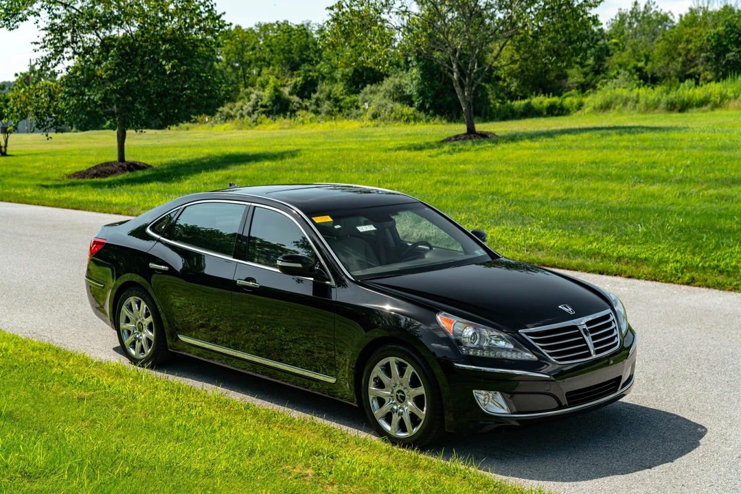 2012 Hyundai Equus - Image 13 of 31